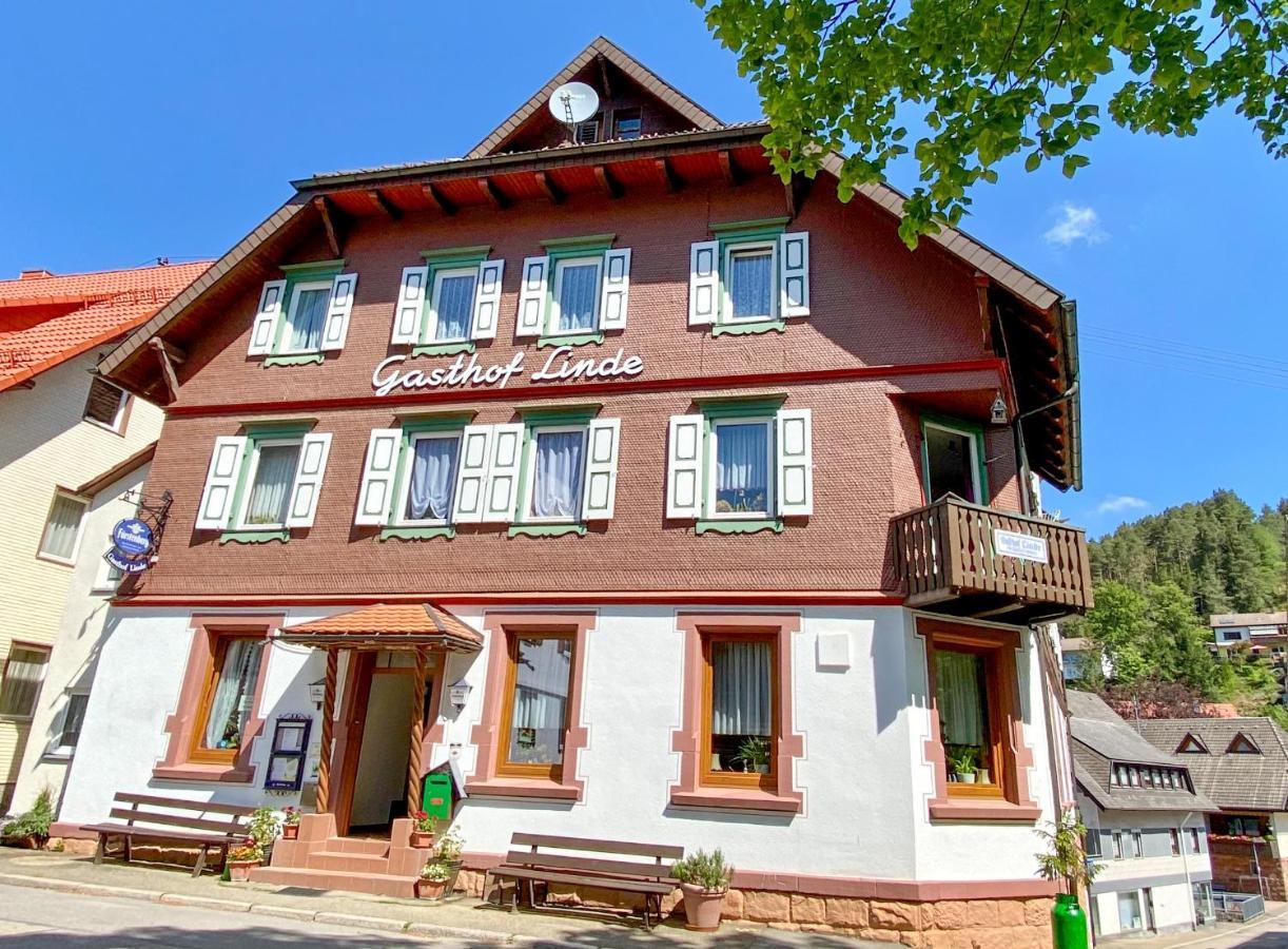 Schwarzwaldgasthaus Linde Schramberg Exterior photo